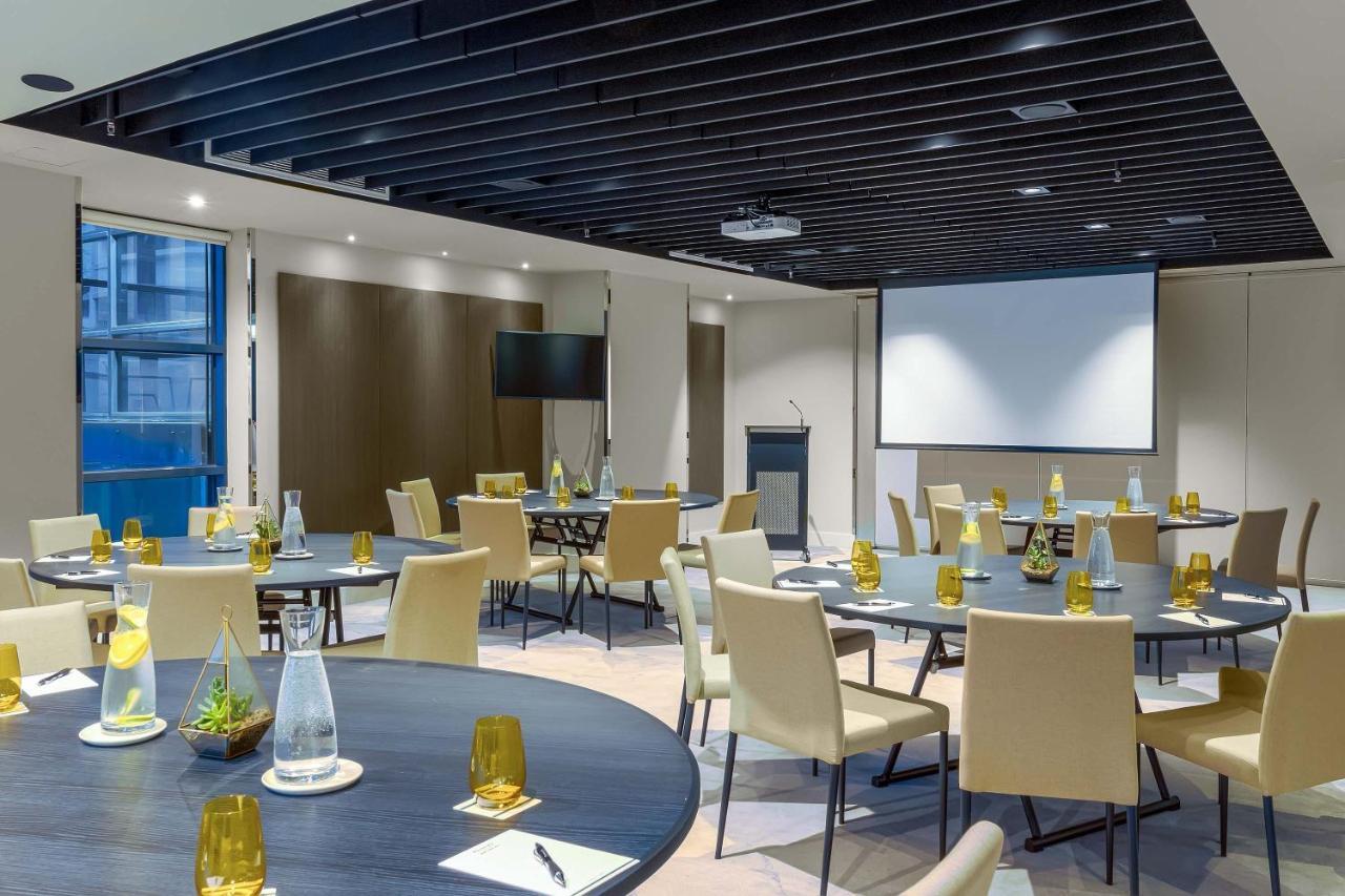 Peppers Waymouth Hotel Adelaide Kültér fotó Meeting room