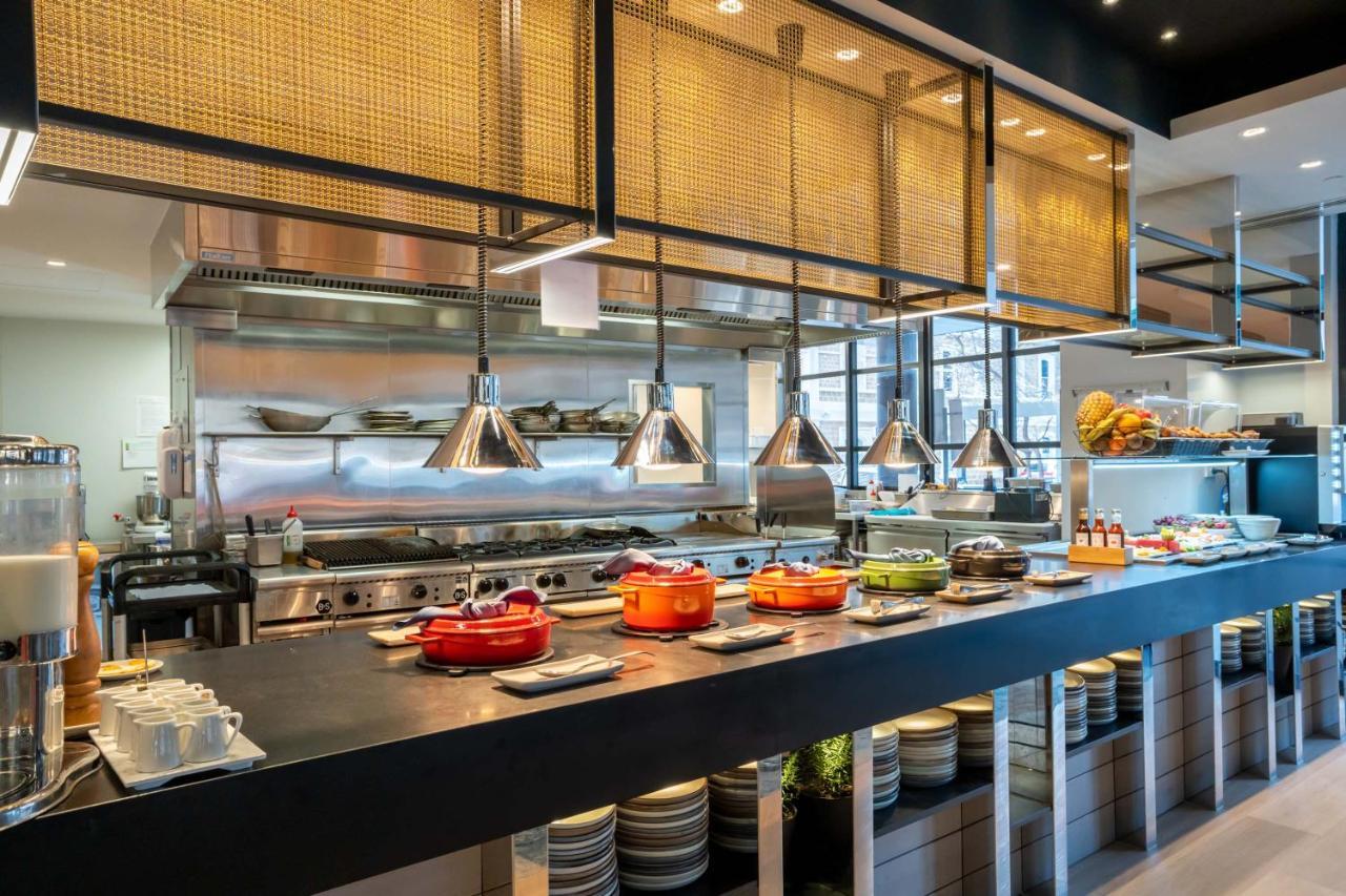 Peppers Waymouth Hotel Adelaide Kültér fotó The kitchen at the restaurant
