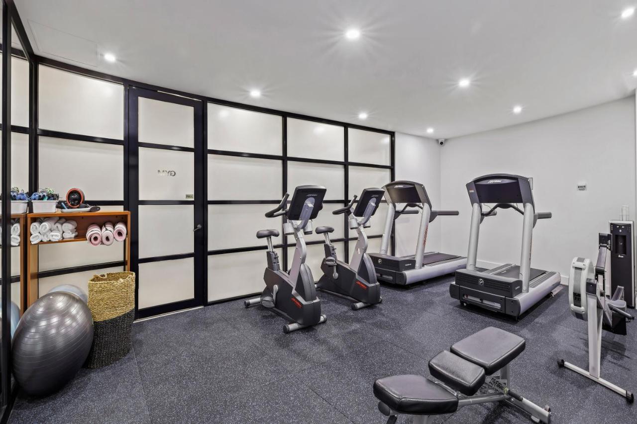 Peppers Waymouth Hotel Adelaide Kültér fotó A home gym